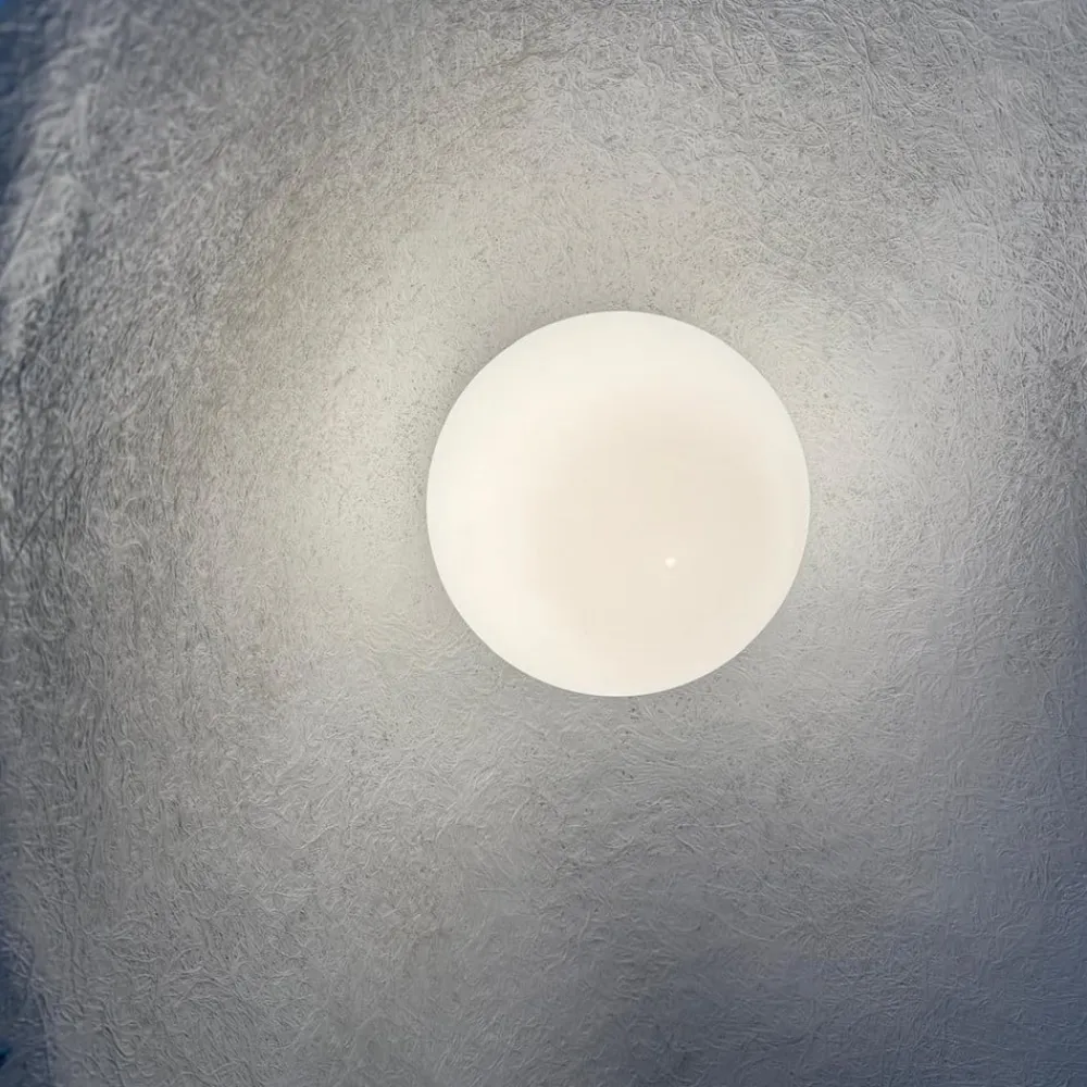 Karman udendørs hængelampe Moby Dick, længde 150 cm, glasfiber