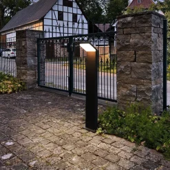 Deko-Light LED-gadelampe Tucanae, grå, højde 100 cm, IP65, metal