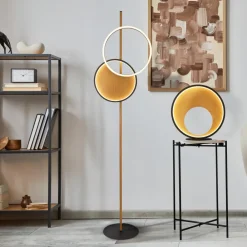 LED-gulvlampe Curio, trælook^Searchlight Clearance