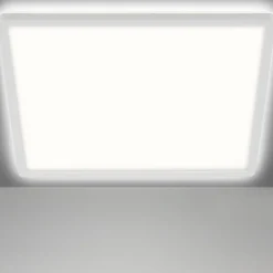 Briloner LED-loftslampe Slank, kantet 42 x 42 cm