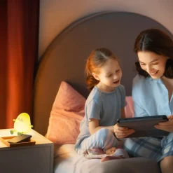 FH Lighting LED-natbordslampe mango, hvid, timer, dæmpbar