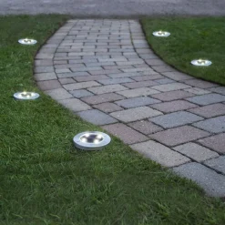 STAR TRADING Solcellelamper|Udendørs Spot>LED-solcellelampe Lawnlight, med jordspyd