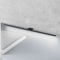 MCJ LED-spejlbelysning Triga IP44 sort 80 cm, 4.000K