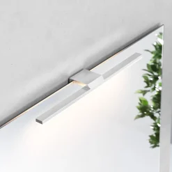 MCJ Væg- Og Spejllamper>LED-spejlbelysning Triga IP44, krom, 40 cm, 4.000K