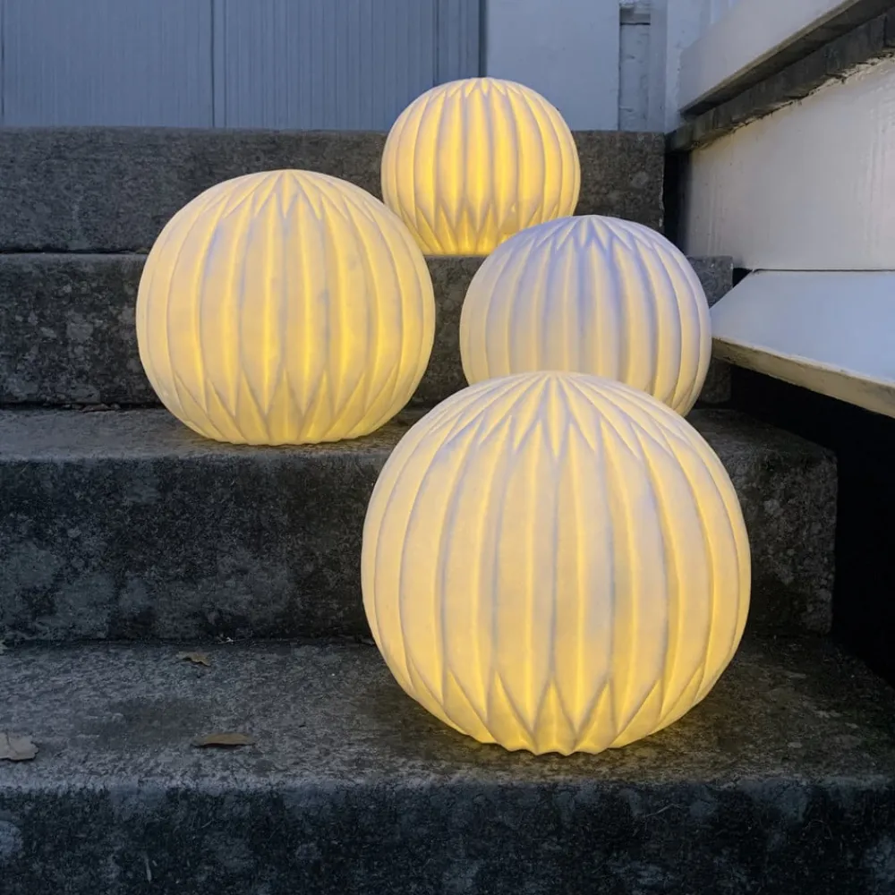 STAR TRADING Dekorationsbelysning>LED-terrasselampe Sandy, Ø 30 cm hvid plast batteri