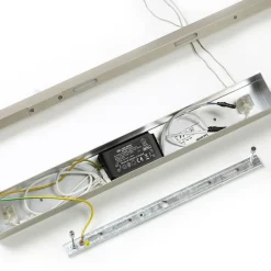 Lucande LED-træpendellampe Karinja med lysdæmper, natur