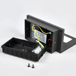 LED-udendørsvæglampe Darina, bevægelsessensor^Lucande Best