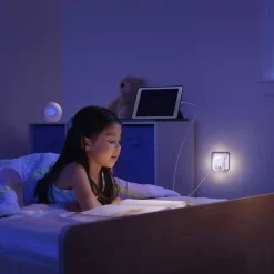 Lunetta Edge stikdåse-natlampe, hvid^LEDVANCE