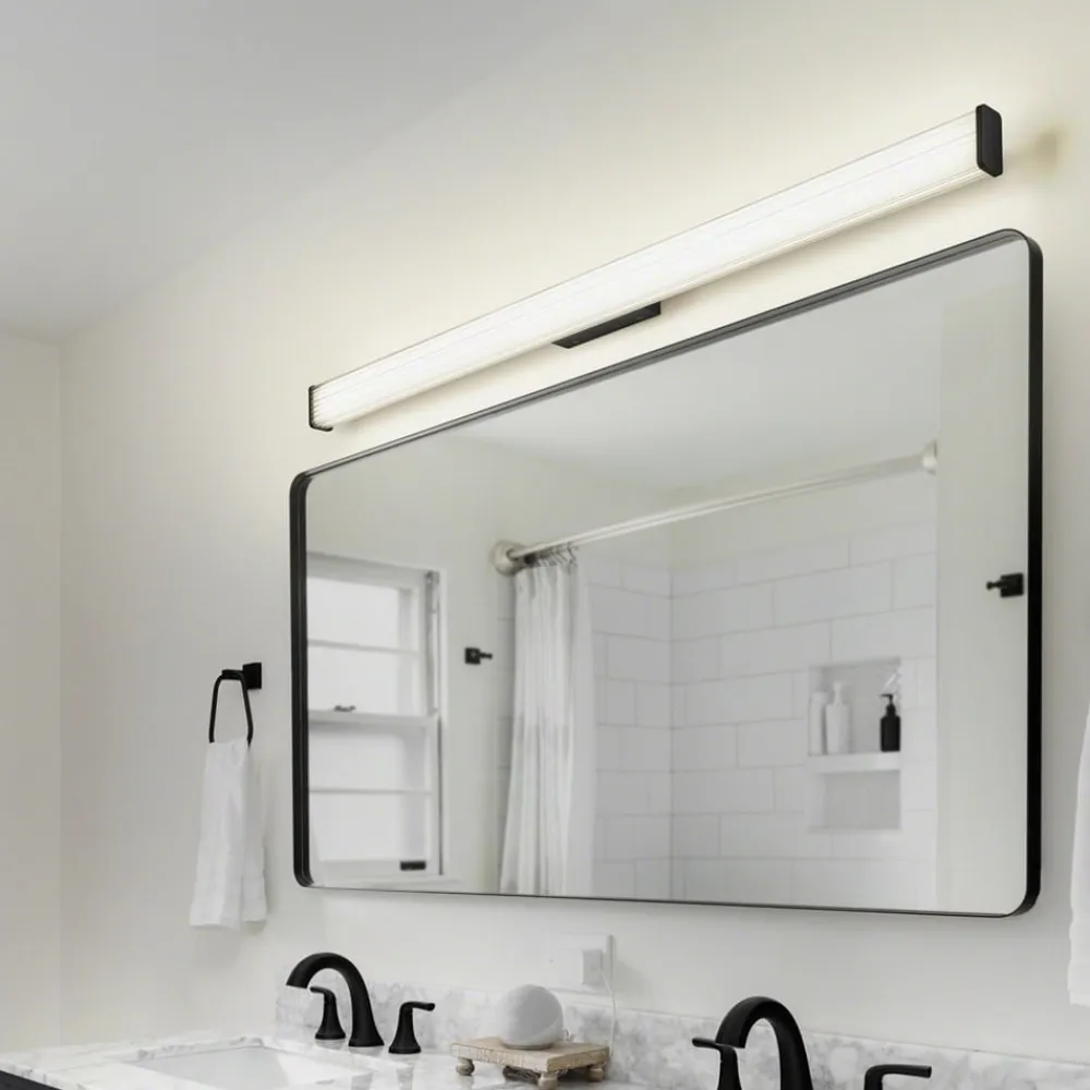 Helestra LED-væglampe til badeværelset Alla IP44 120 cm sort