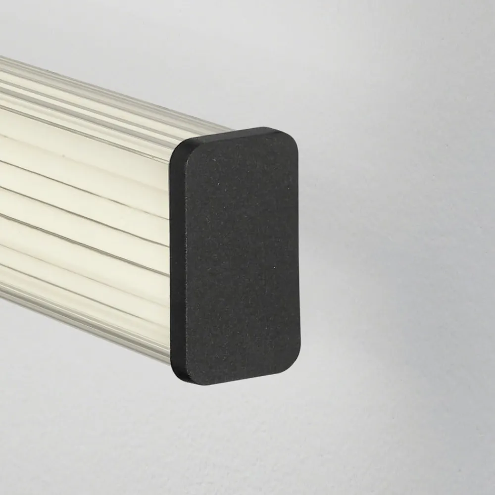 Helestra LED-væglampe til badeværelset Alla IP44 120 cm sort