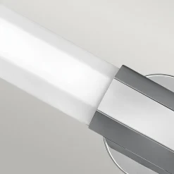 LED-væglampe til badeværelset Facet Dual, krom, 2 lyskilder, bredde 66 cm^Quintiesse Clearance