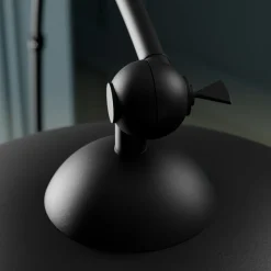 Lindby buelampe Jonera, sort, metal, E27, højde 185 cm