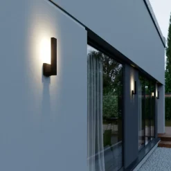 Lindby Terrassebelysning|Væglamper>Isadore udendørs LED-væglampe