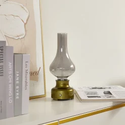 Lindby LED genopladelig bordlampe Maxentius, grøn, glas, dæmper