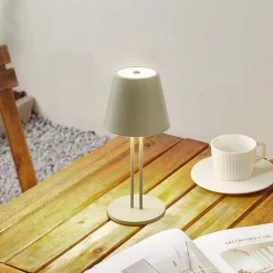 Lindby LED genopladelig bordlampe Janea TWIN, grøn, metal