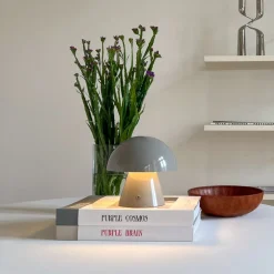 LED genopladelig bordlampe Nevijo, grå, Ø18cm, USB, dæmper^Lindby Hot