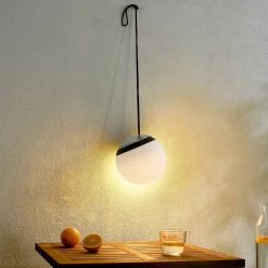 Lindby Udendørs Pendellamper>LED udendørs pendel Eleia, RGBW, 20 cm, genopladeligt batteri