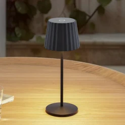 Lindby Dekorationsbelysning|Bordlamper>LED-batteridrevet bordlampe Esali, sort, metal, IP65