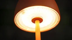 LED-bordlampe Arietty, orange, dæmpbar, IP65^Lindby Outlet