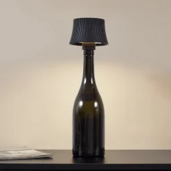 Lindby Terrassebelysning>LED-bordlampe Linor, sort, USB, touch-dimmer