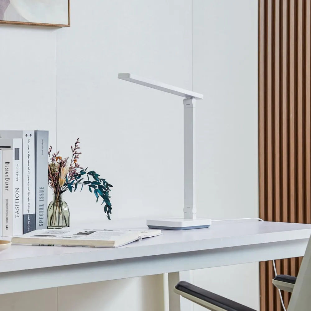 Lindby Arbejdsrum/Kontor>LED-bordlampe Rylas, hvid, USB, CCT