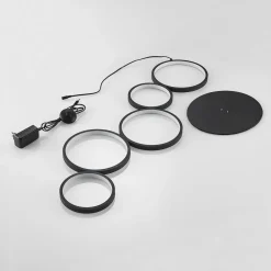 Lindby LED-gulvlampe Jacek, sort, metal, 110 cm, ringe