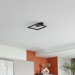 Lindby LED-loftlampe Yulla, 34 cm, sort, sensor