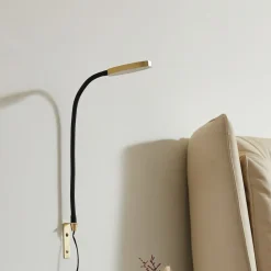 LED-læselampe Flexola, guld, rund, metal, stik^Lindby New
