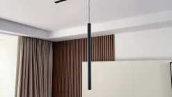 Lindby LED-pendellampe Lumaro, sort, Ø3cm,aluminium,48V,dæmpbar