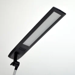 LED-skrivebordslampe Felipe, sort, klemmefod^Lindby Hot