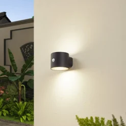 LED-solcellelampe Amren, sort, ABS, sensor^Lindby New