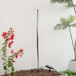 LED-solcellelampe Sabriel, lige, sort, aluminium, 3000K^Lindby Clearance