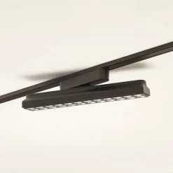 Lindby Skinnesystem>LED-strip 48 V Lumaro, sort, 24 punkter, dæmpbar