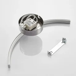 LED-væglampe Iven, bredde 34 cm, nikkel, 3.000 K^Lindby Sale