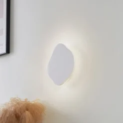 Lindby Væglamper>LED-væglampe Nielson, hvid, gips, 30 x 30 cm