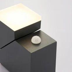 Lindby LED-væglampe Sally, 15 cm, antracit, IP54, sensor