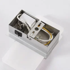 Lindby LED-væglampe Yorick, 18 cm, aluminium/hvid med afbryder