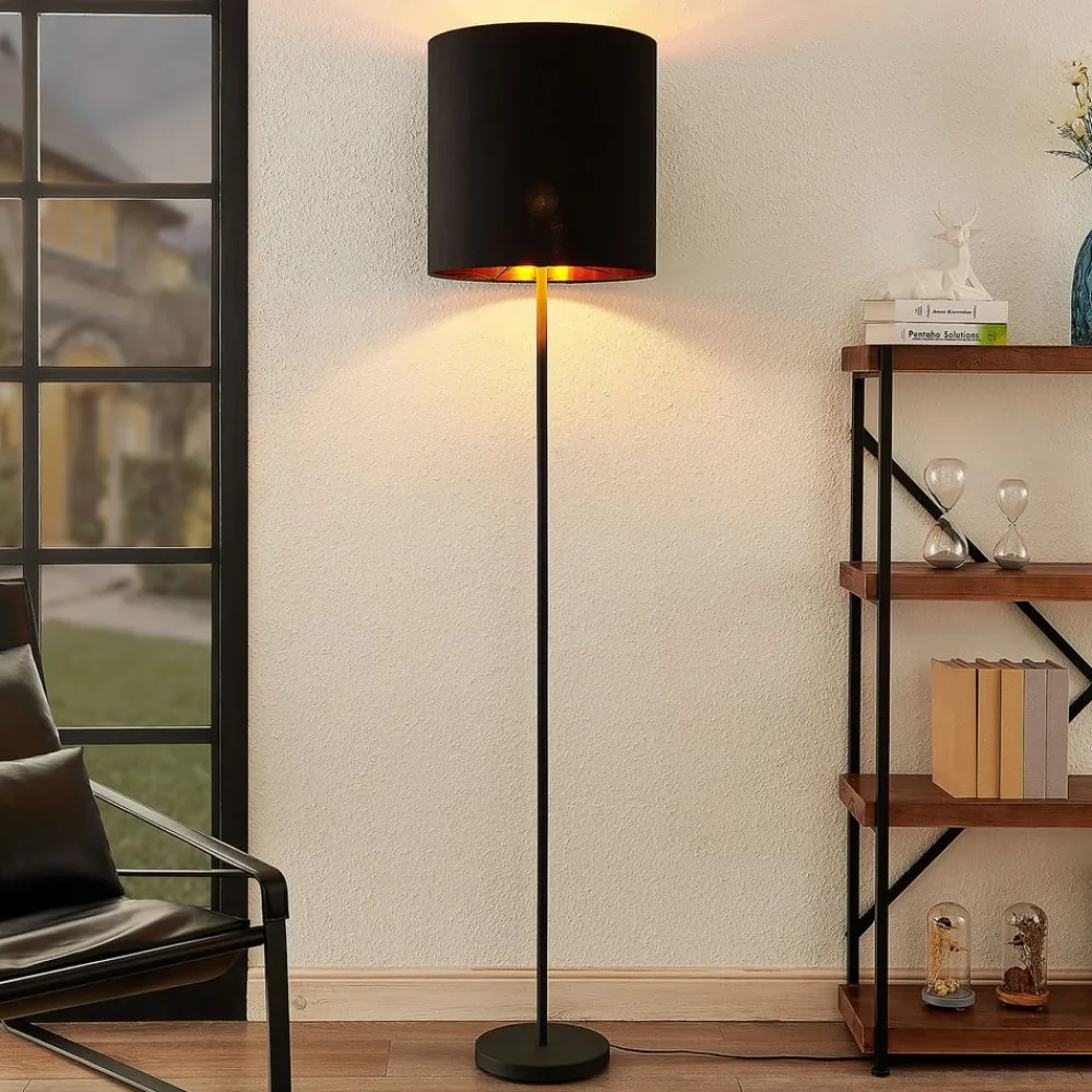 Lindby Gang|Pendellamper>Nymar gulvlampe, tekstil, sort-guld