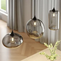 Lindby pendellampe Marla, 3 lyskilder, glas, røgfarvet grå, 102 cm