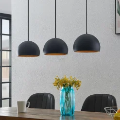 Lindby pendellampe Tarjei, længde 120 cm, sort/guld, metal