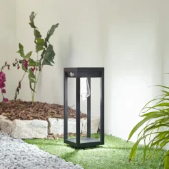 Lindby Gadebelysning>Smart LED-sokkellampe Enea, sensor, CCT, RGB