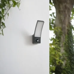 udendørs LED-væglampe Ilvita, sensor, antracit, IP54^Lindby New