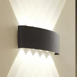 Lindby Terrassebelysning|Væglamper>udendørs LED-væglampe Ithan, 5 lyskilder, antracit, metal