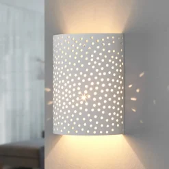 Lindby Gang|Pendellamper>væglampe Jiru, højde 23 cm, hvid, halvcirkelformet, gips