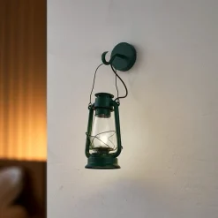 væglampe Raisa, grøn, metal, lygte, E14^Lindby Online