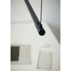 LOOM DESIGN LED-pendellampe Straw 150, sort, aluminium