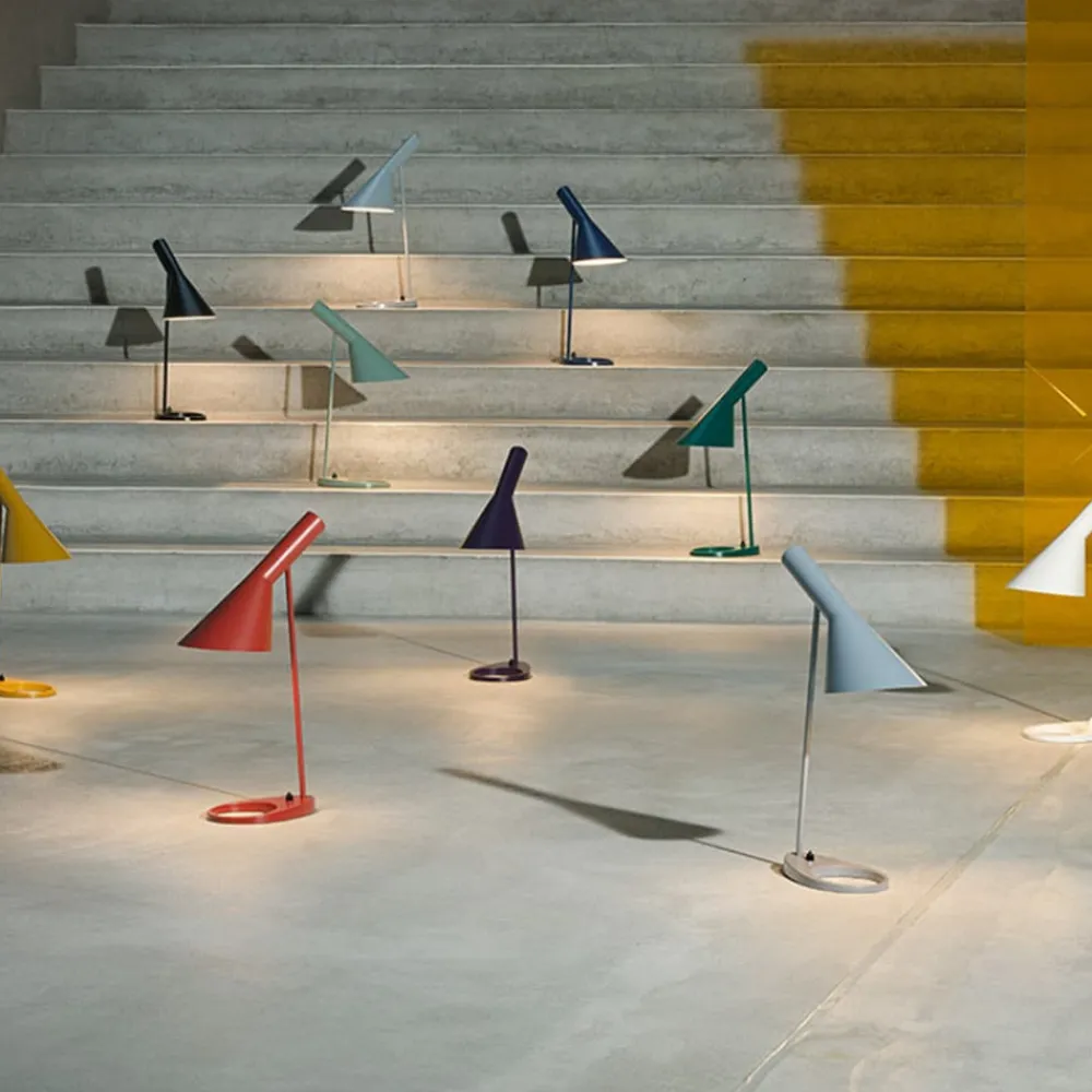 AJ - designer bordlampe, sort^Louis Poulsen Best