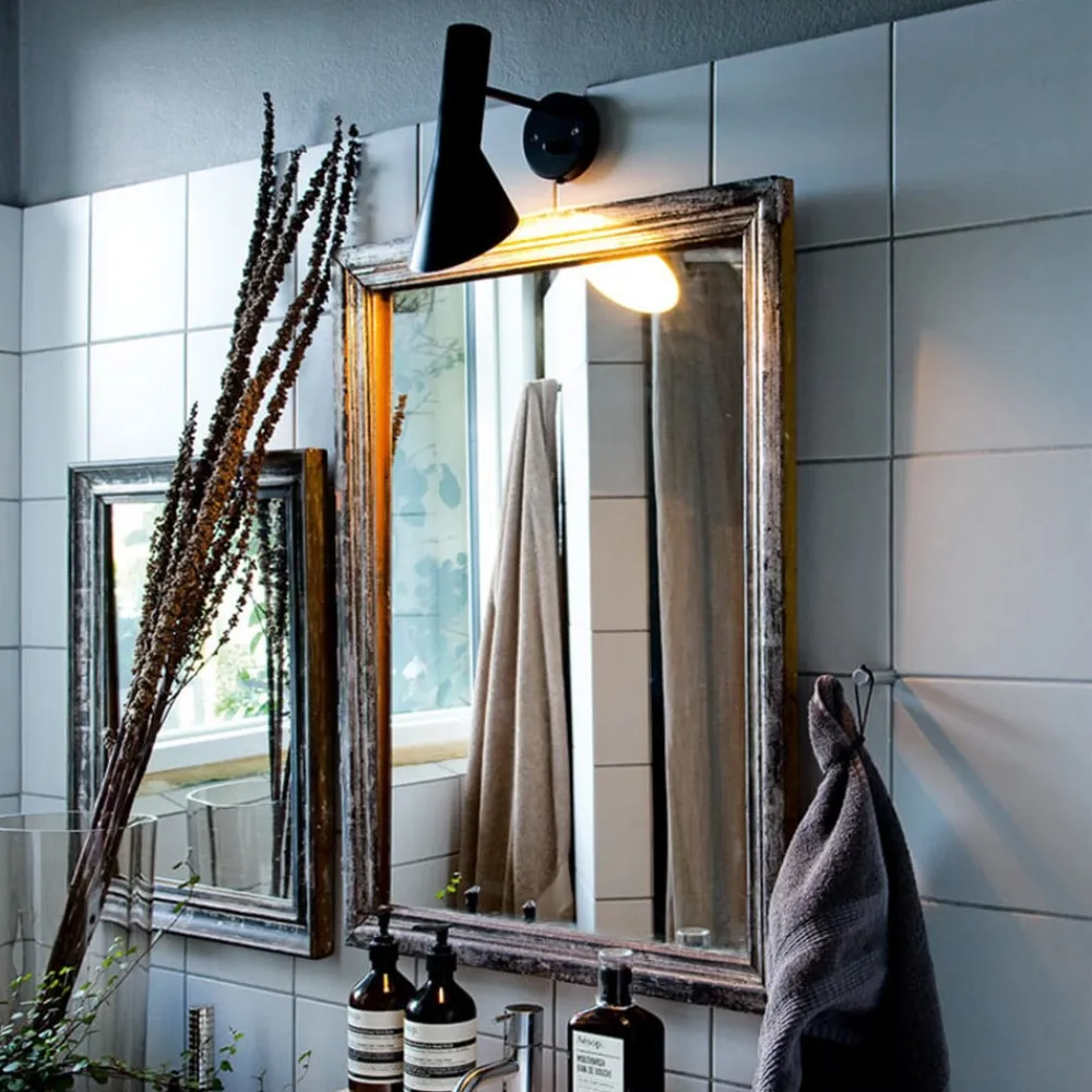 AJ - væglampe, sort^Louis Poulsen