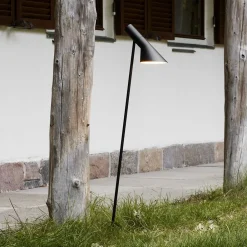 Louis Poulsen Gadebelysning>AJ Garden højde 95 cm jordstykke 827