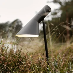 Louis Poulsen Sokkellamper>AJ Garden sokkel 50cm jordstykke 830